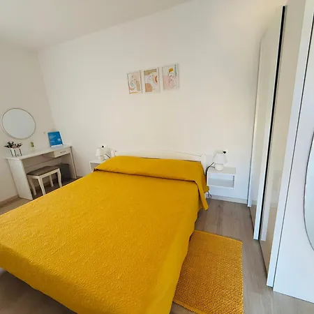 Apartment Erika - For 2 Near The Beach Póla Kültér fotó